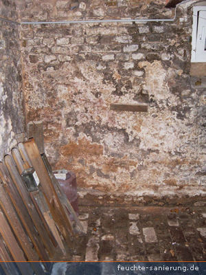 Wohn- und Geschäftshaus